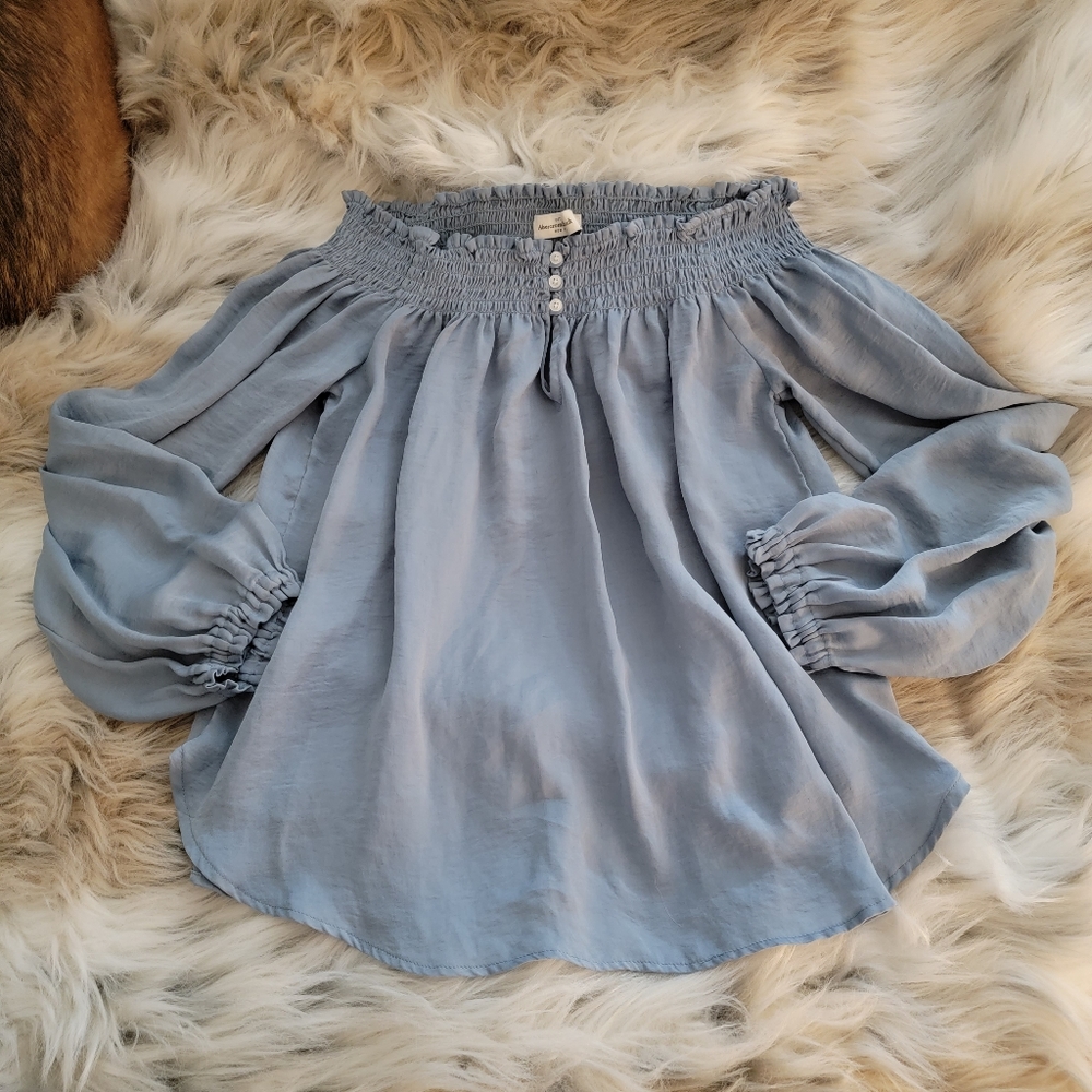 Abercrombie Peasant Top